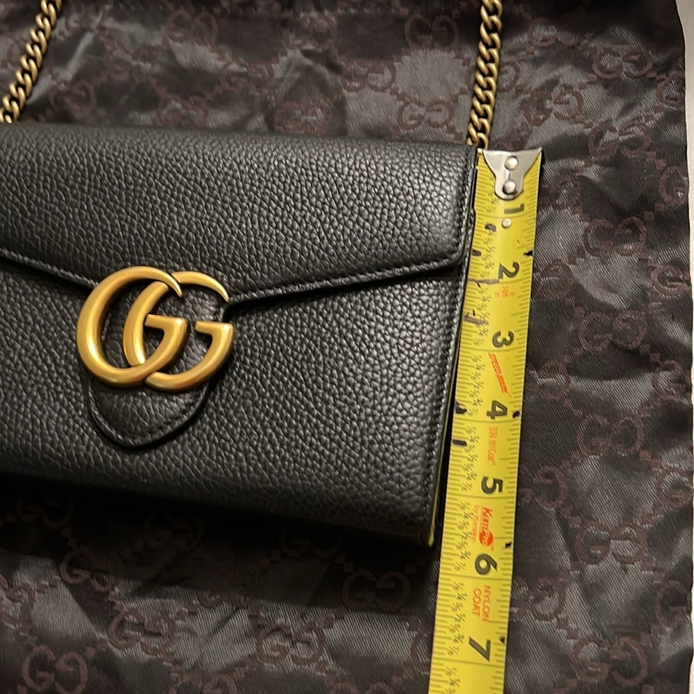 Gucci GG Marmont Chain Shoulder Leather Black Gold Hardware - Picture 12 of 17